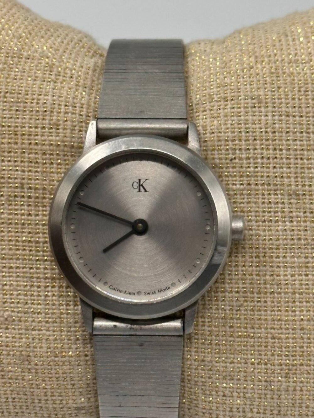 Calvin Klein Watch Women Silver Tone Round Dial 23MM New Battery 8"